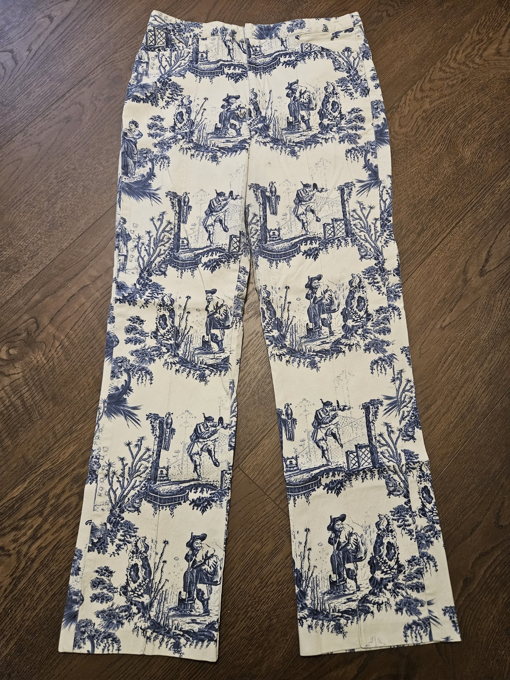 Mossimo Supply Co. White Wide-Leg Pants with Blue Toile Print